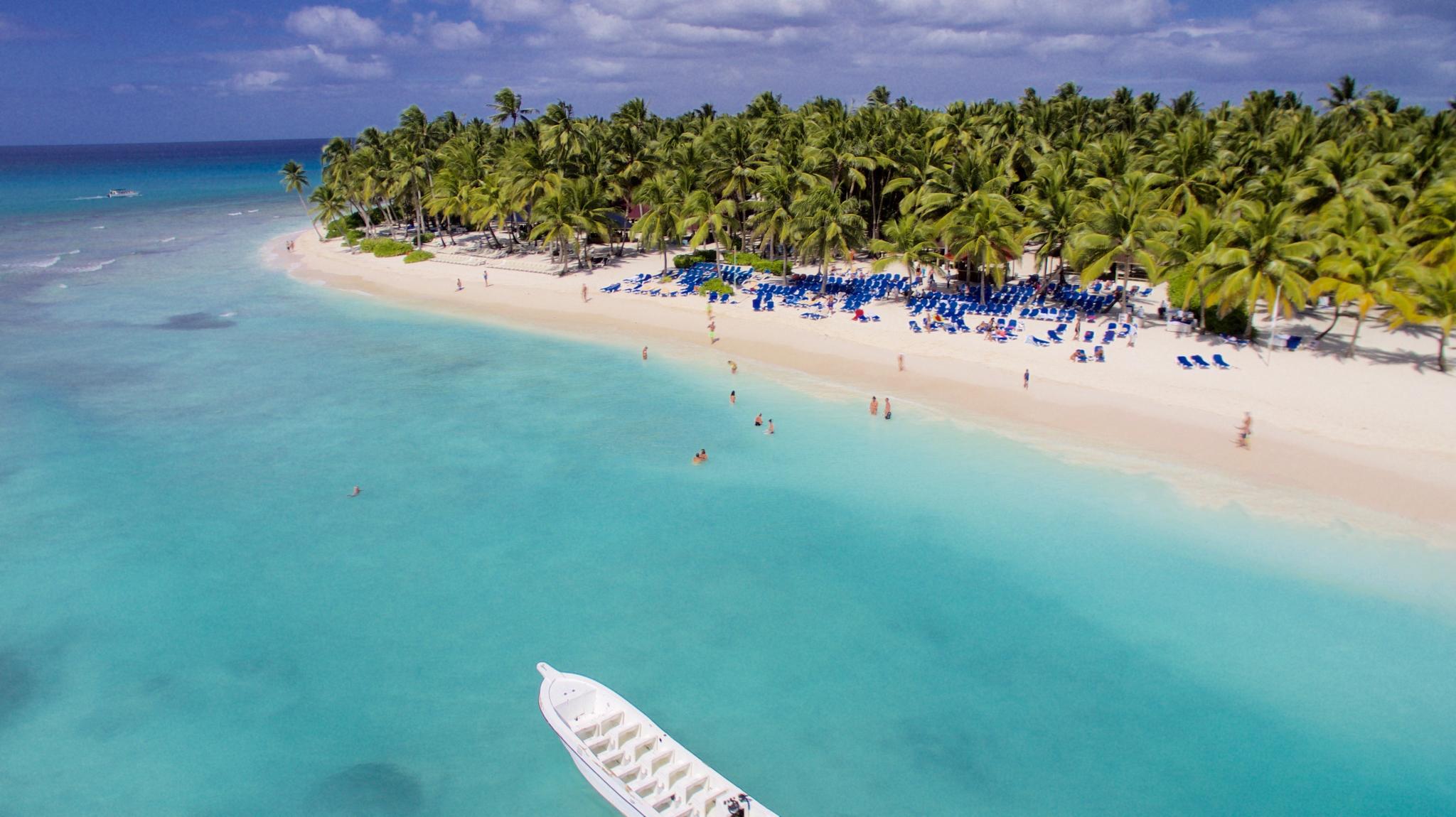 02. The most beautiful beaches of Saona GO DOMINICAN VACATIONS